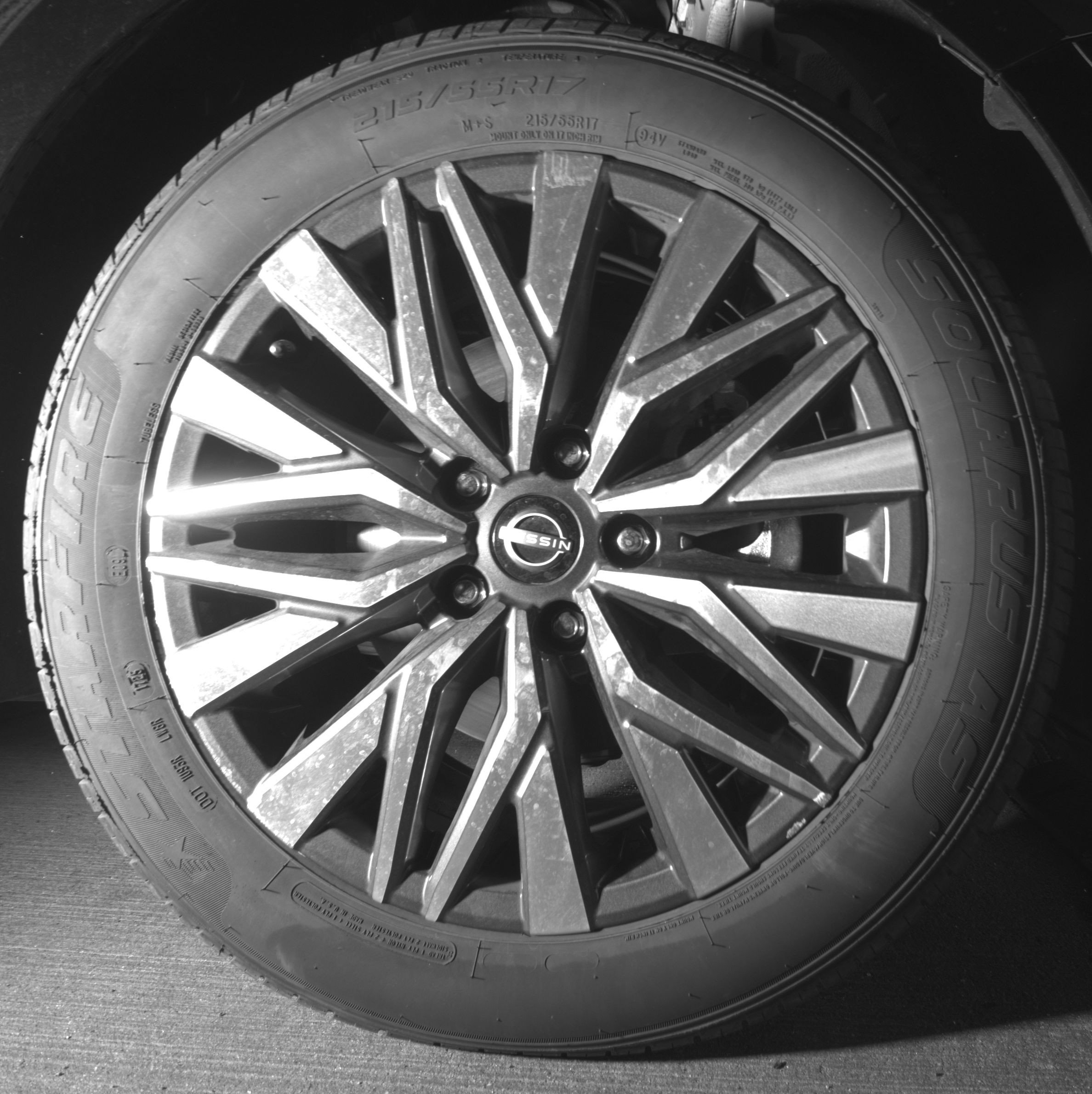 Used 2025 Nissan Altima 2.5 SV FWD image 13