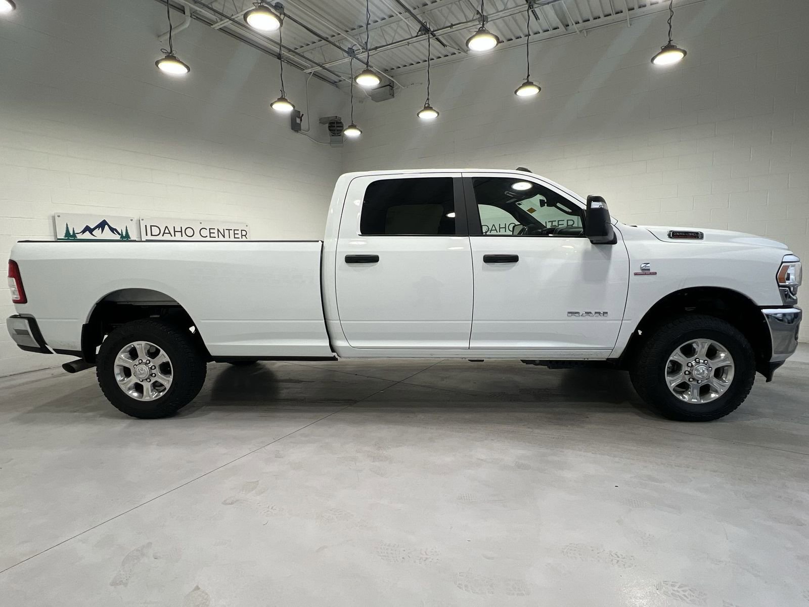 Used 2024 RAM 3500 Big Horn image 9