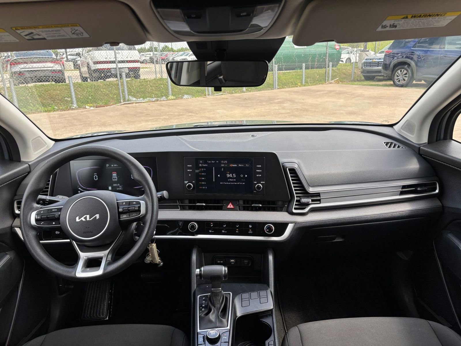 Used 2025 Kia Sportage LX image 32