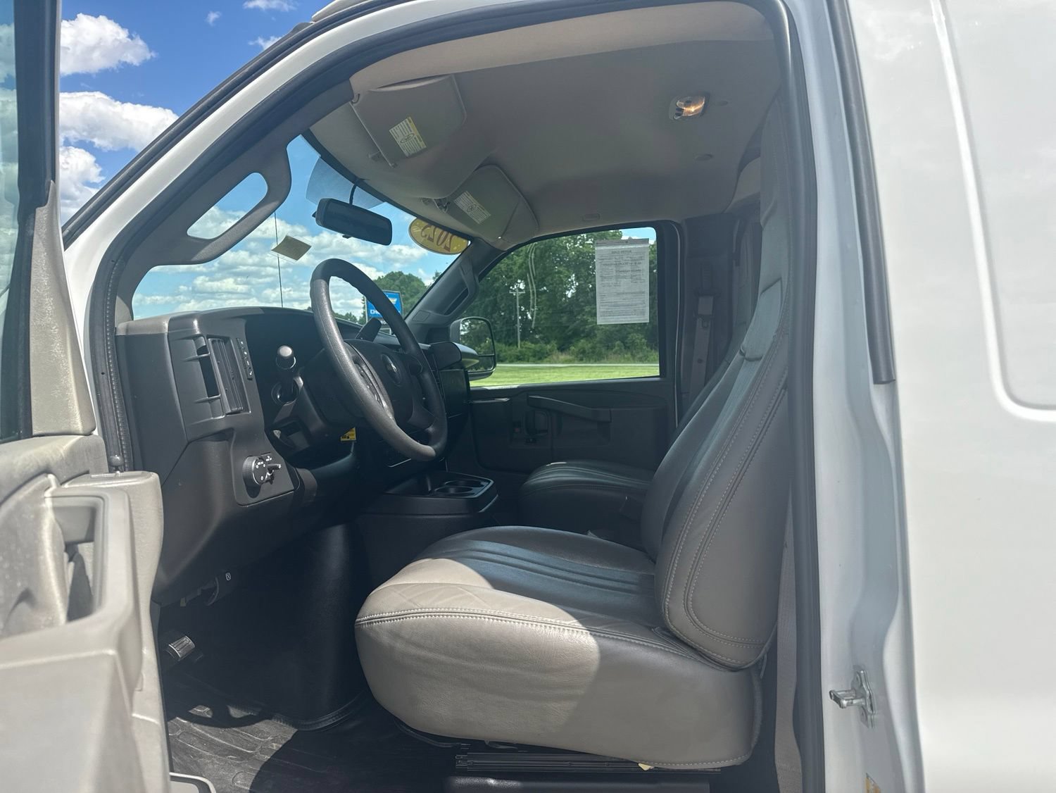 Used 2025 Chevrolet Express 2500 Extended w/ Driver Convenience Package RWD image 16