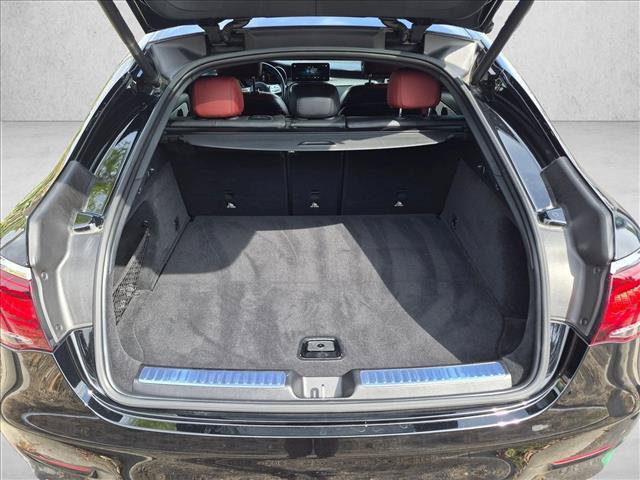 Used 2023 Mercedes-Benz GLC 300 4MATIC Coupe image 6