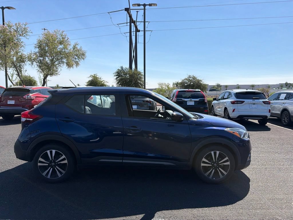 Used 2020 Nissan Kicks SR FWD image 4