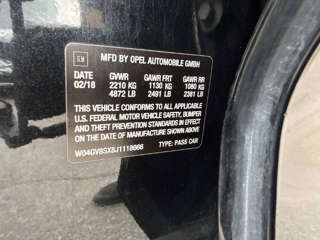 Used 2018 Buick Regal Essence w/ Sights and Sounds Package AWD/4WD image 29
