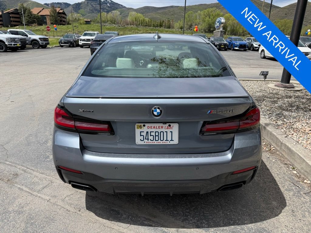 Used 2022 BMW M550i xDrive w/ Executive Package AWD/4WD image 5