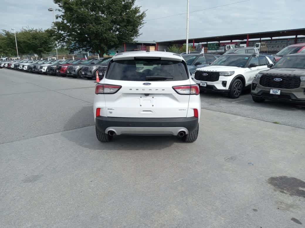Used 2022 Ford Escape SEL w/ Technology Package AWD/4WD image 6