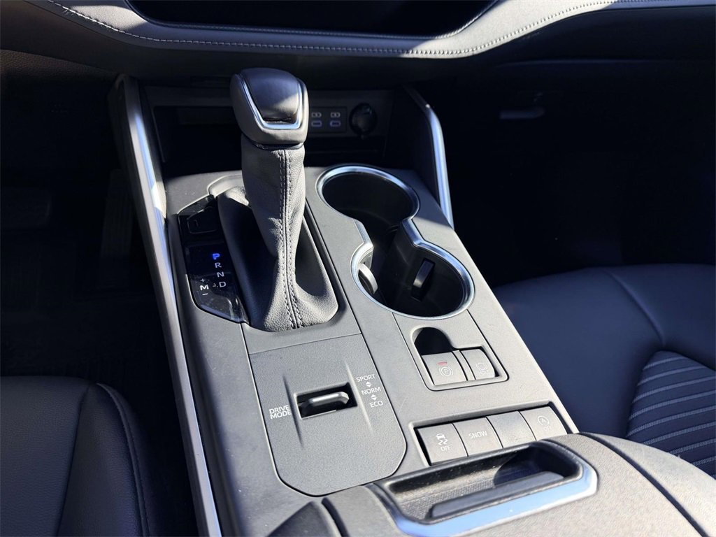 Certified 2022 Toyota Highlander XSE image 6