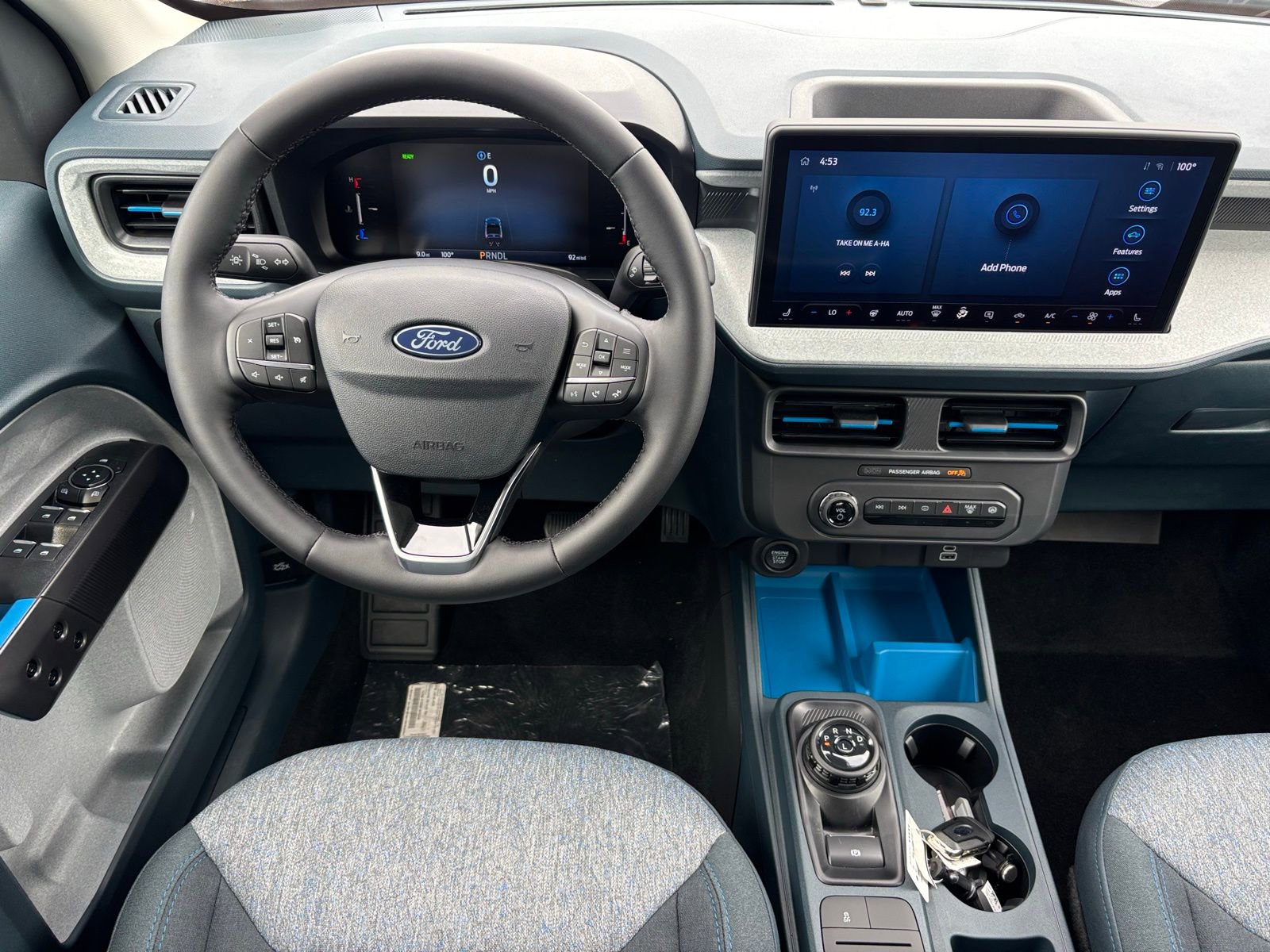 New 2026 Ford Maverick XLT w/ XLT Luxury Package FWD image 3