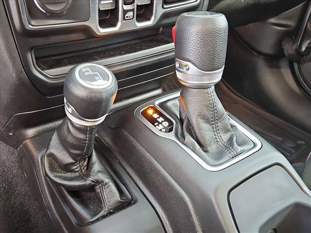 Used 2023 Jeep Gladiator Sport AWD/4WD image 10