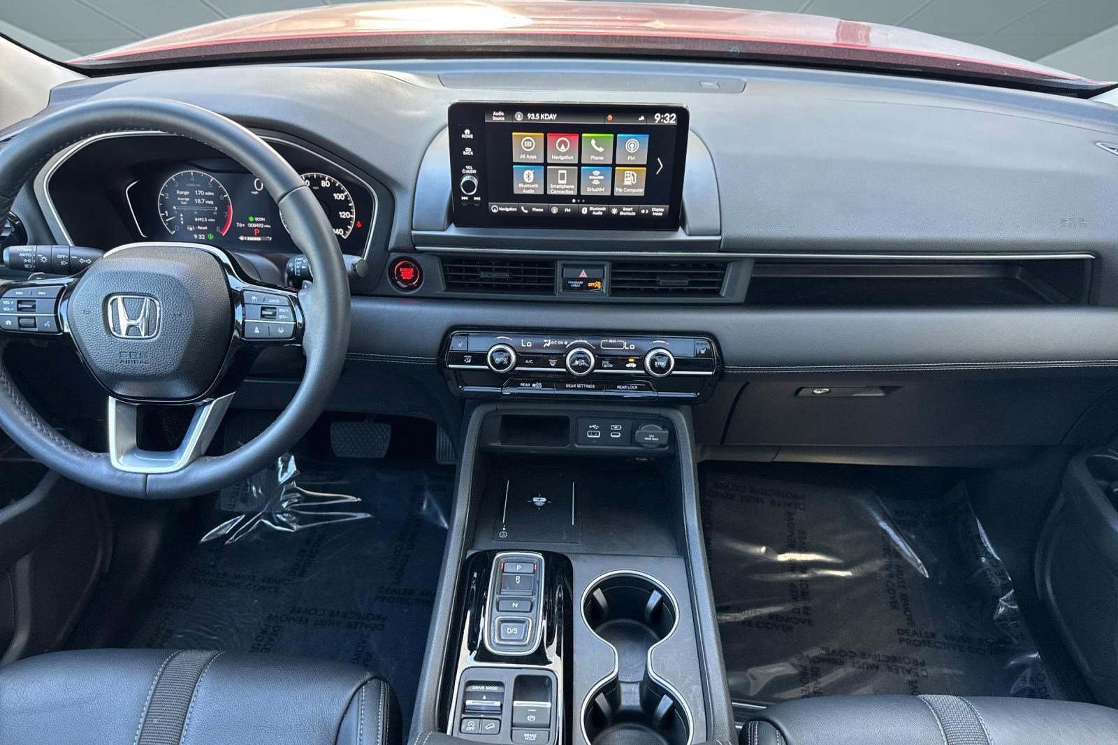 Certified 2025 Honda Pilot Touring image 15