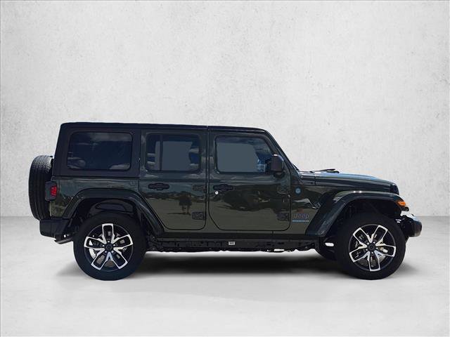 Used 2024 Jeep Wrangler Unlimited w/ LED Headlamp & Fog Lamp Group AWD/4WD image 4
