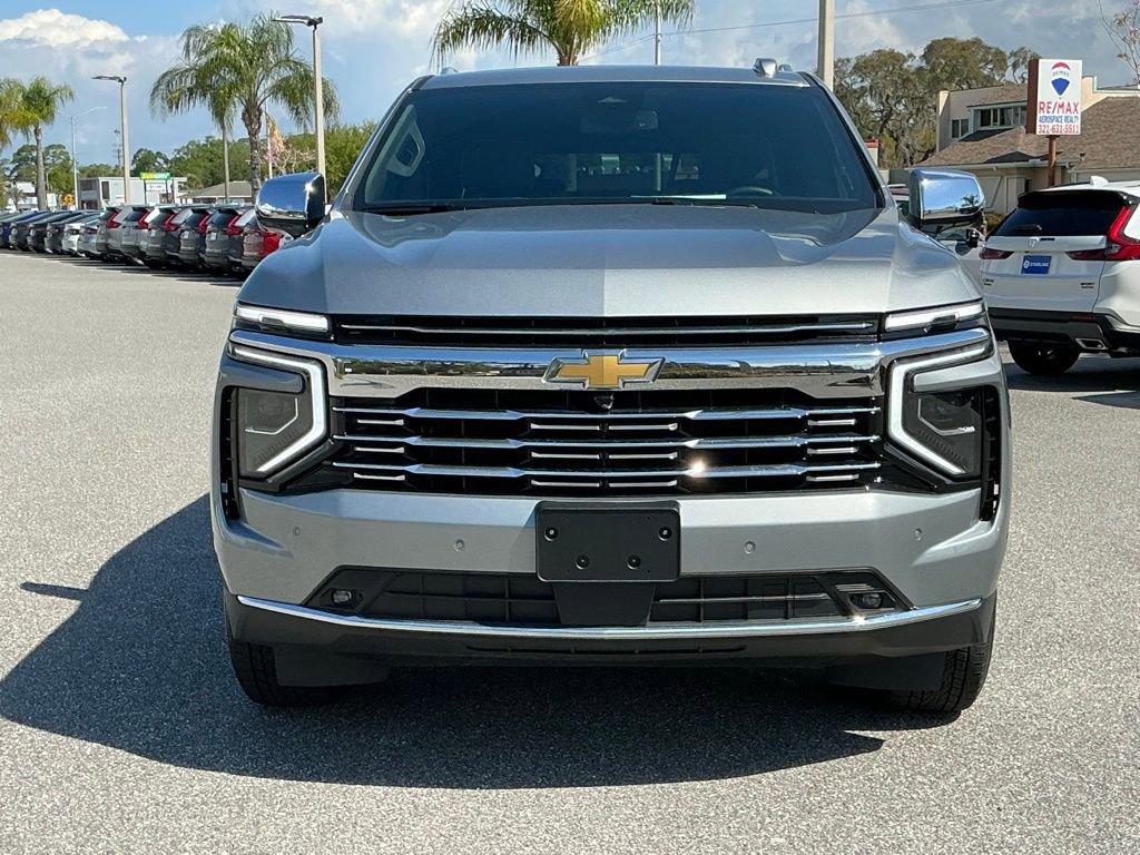 Used 2025 Chevrolet Suburban Premier image 12