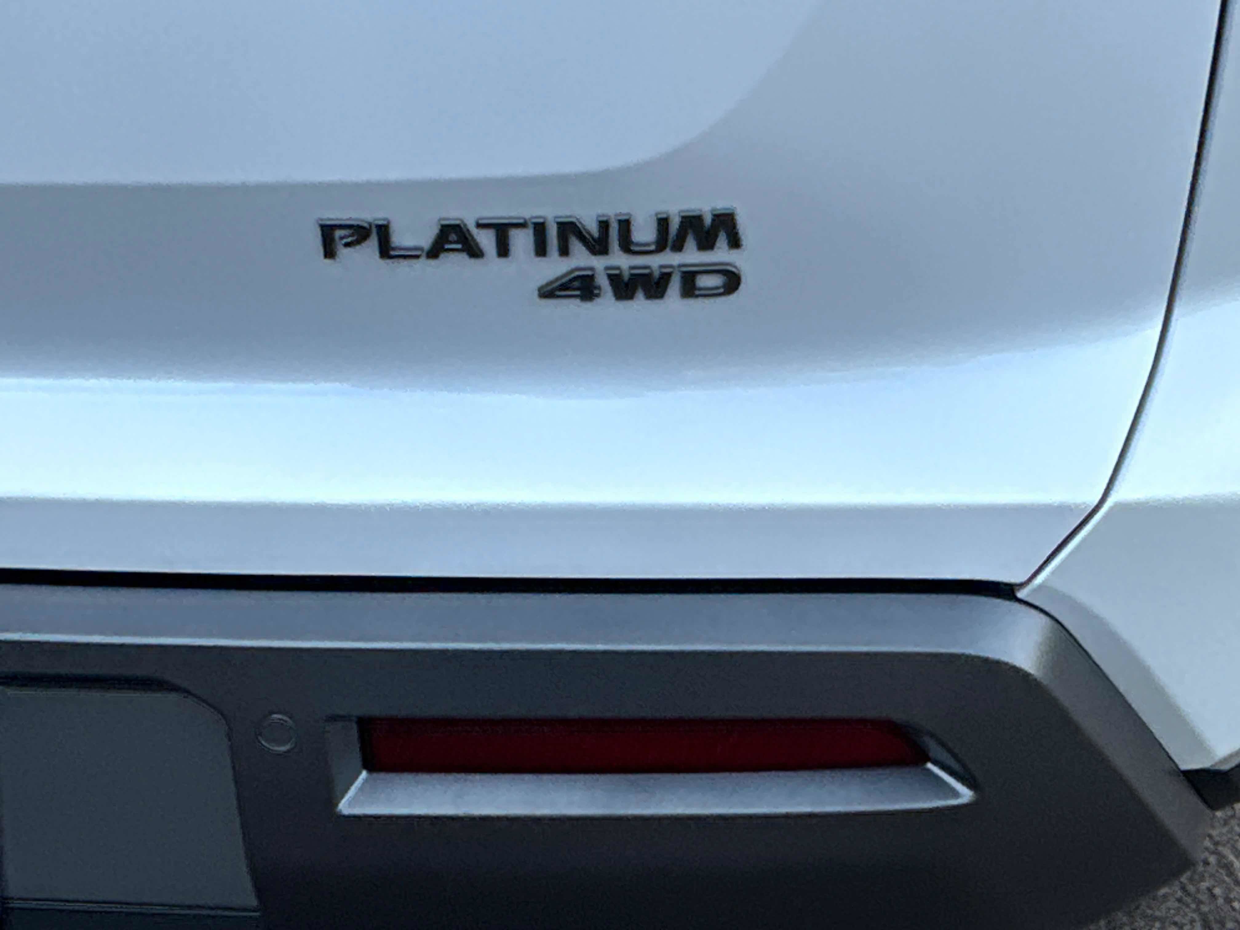 New 2026 Nissan Pathfinder Platinum AWD/4WD image 13
