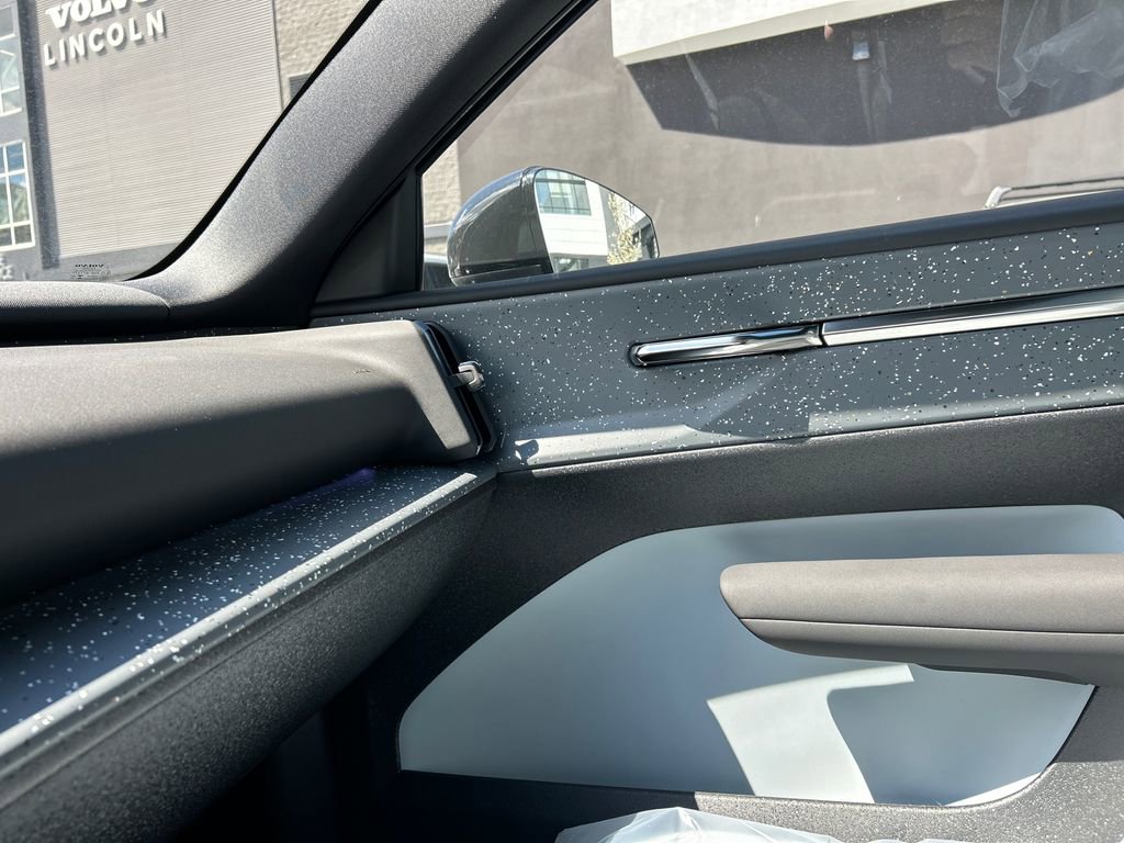 New 2026 Volvo EX30 Ultra w/ Climate Package image 18