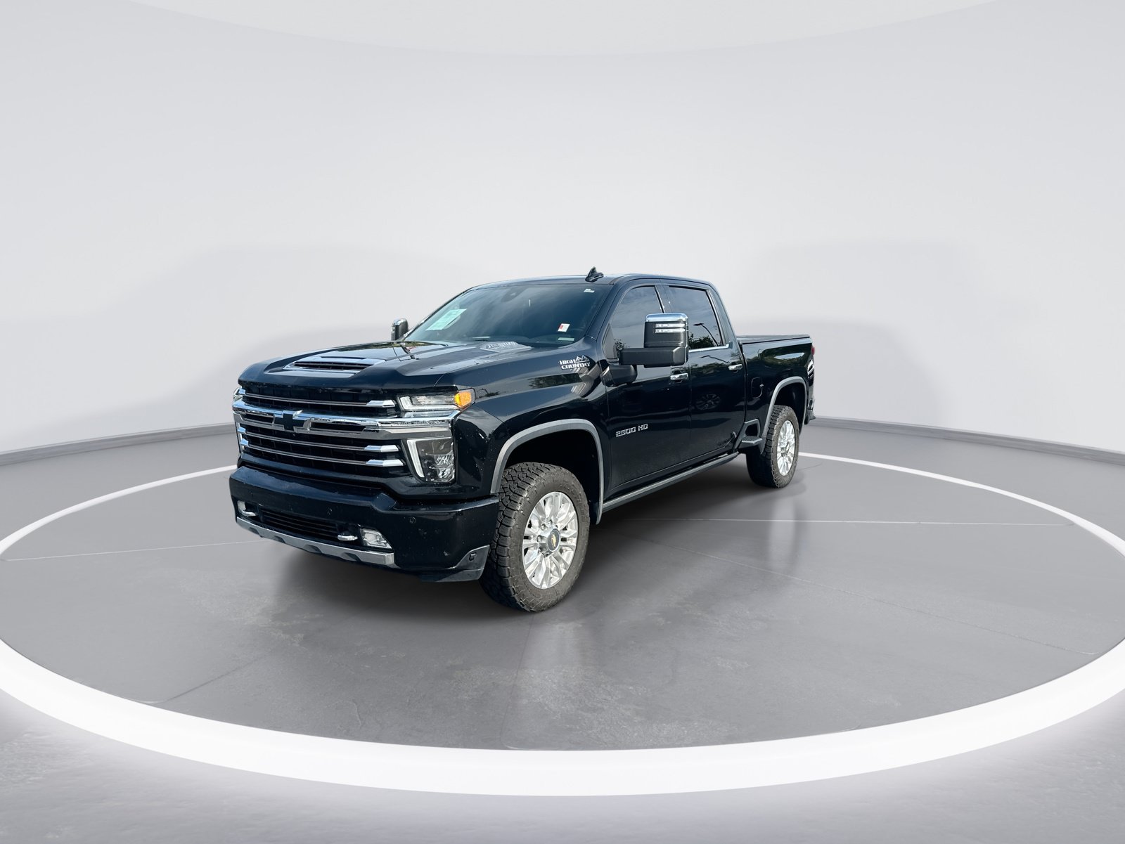 Used 2022 Chevrolet Silverado 2500 High Country w/ Safety Package II AWD/4WD image 5