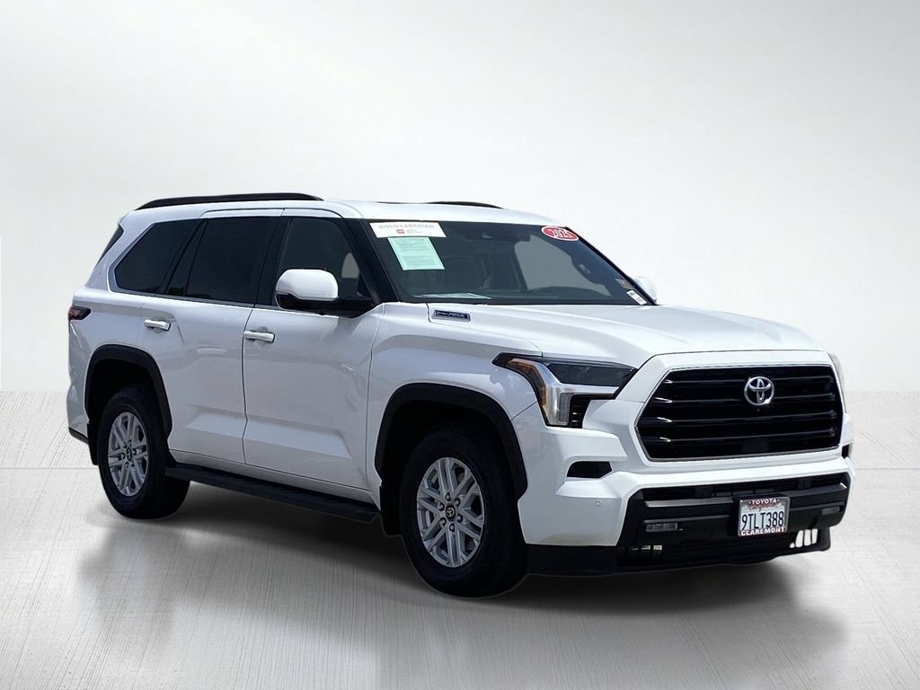 Certified 2025 Toyota Sequoia SR5 AWD/4WD image 12
