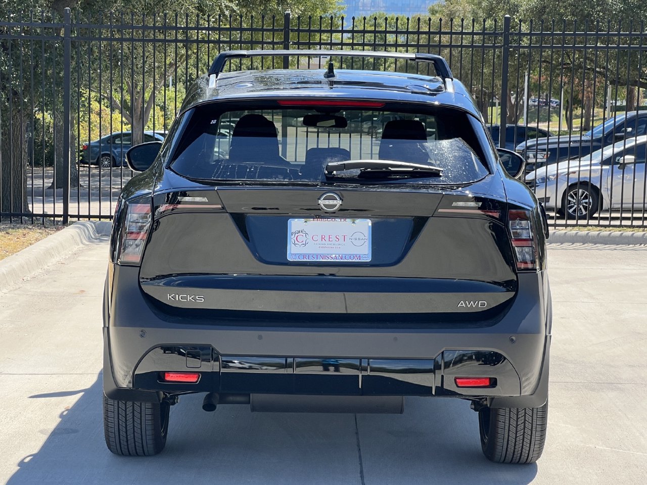 New 2027 Nissan Kicks SR AWD/4WD image 5