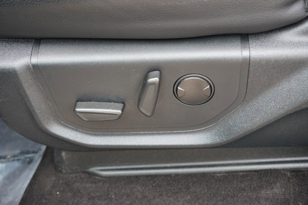 Certified 2021 Ford Expedition XLT image 28