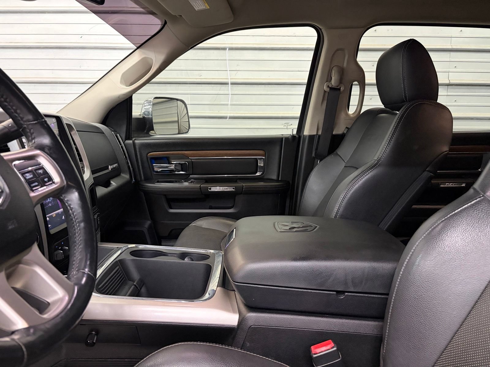 Used 2017 RAM 3500 Laramie AWD/4WD image 20