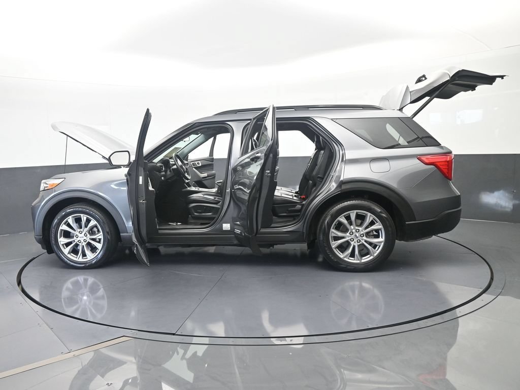 Used 2021 Ford Explorer XLT w/ Equipment Group 202A RWD image 63