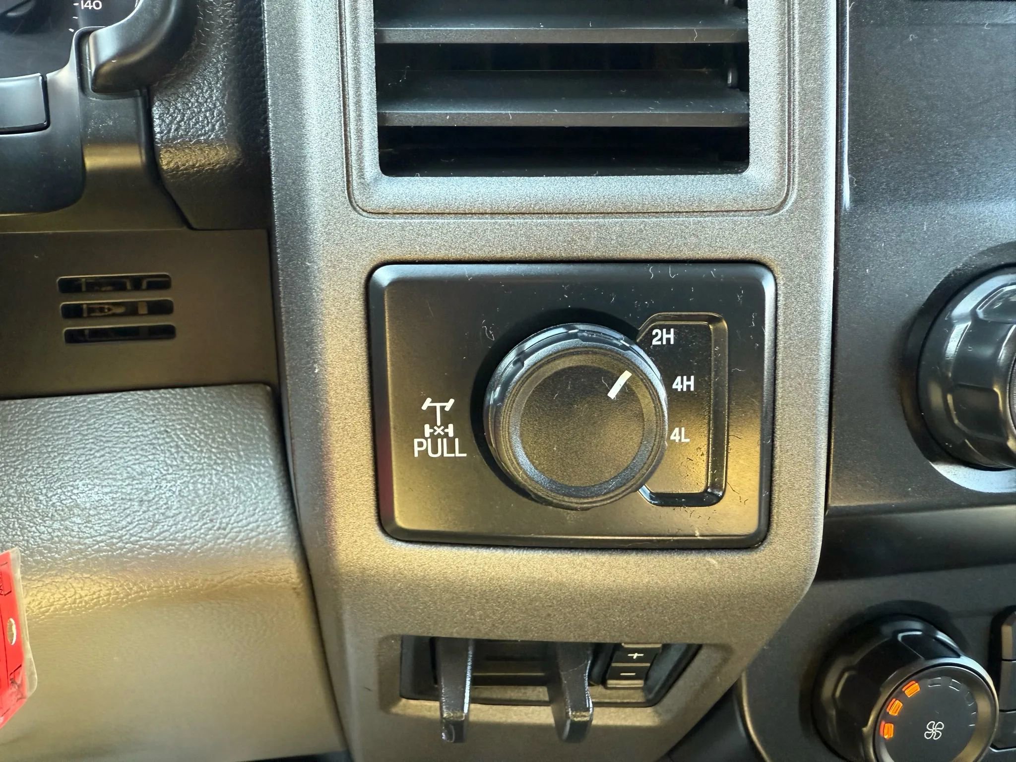 Used 2020 Ford F350 XL w/ Power Equipment Group image 15