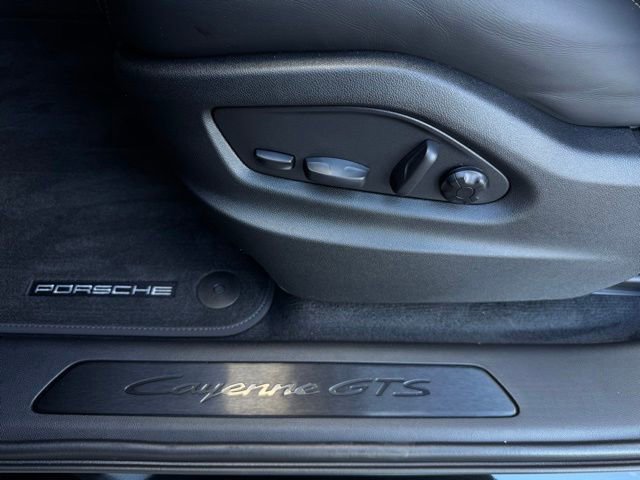 New 2026 Porsche Cayenne GTS AWD/4WD image 16