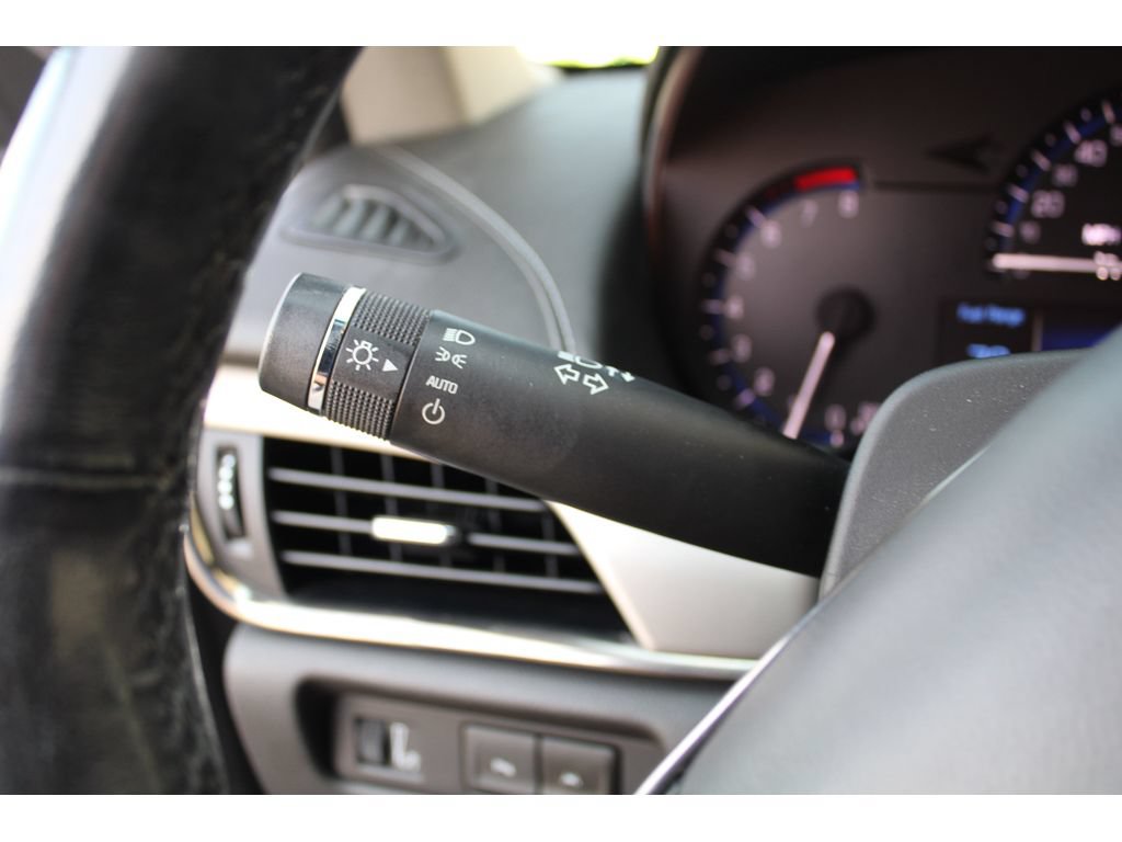 Used 2015 Cadillac ATS Performance AWD/4WD image 28