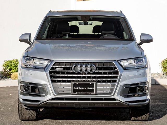Used 2019 Audi Q7 3.0T Prestige AWD/4WD image 3