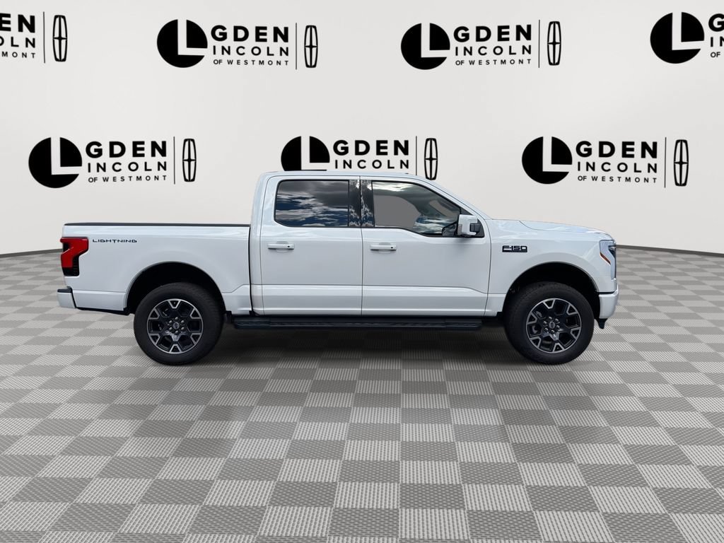 Used 2024 Ford F150 Lightning Platinum AWD/4WD image 9