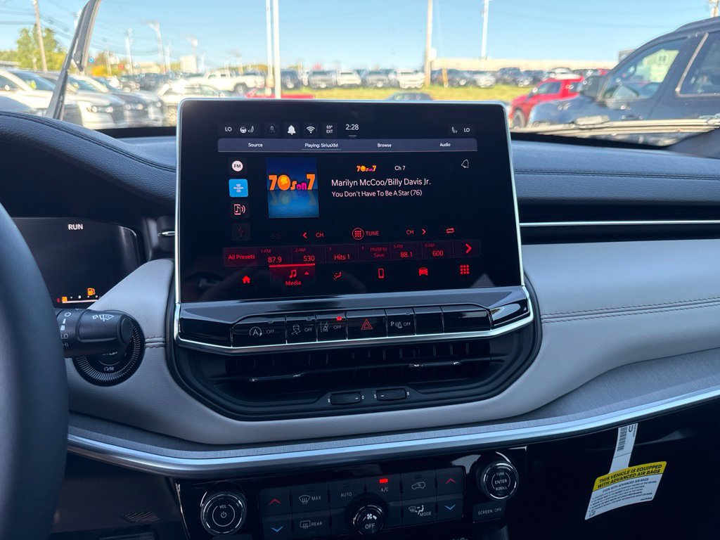 New 2026 Jeep Compass Limited AWD/4WD image 12