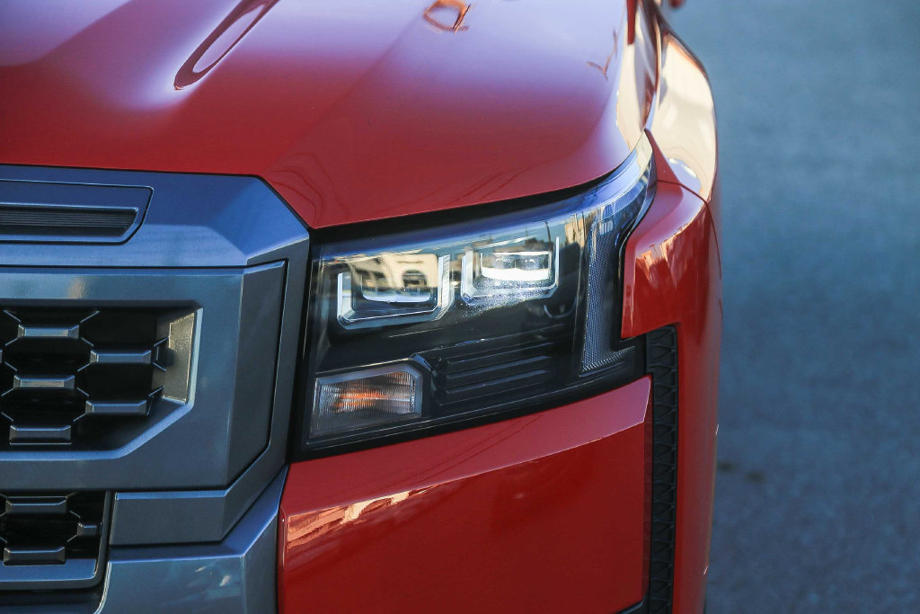New 2026 Nissan Frontier SV w/ Tow Package RWD image 4
