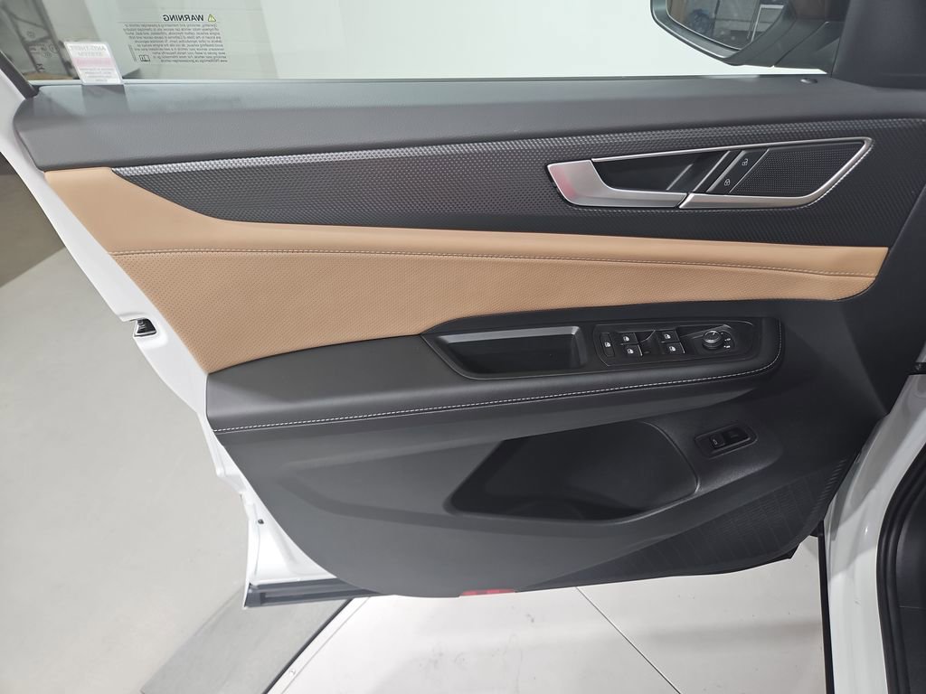 New 2026 Volkswagen Atlas Cross Sport SEL R-Line image 10