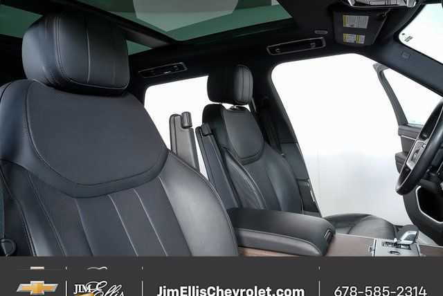 Used 2024 Land Rover Range Rover SE image 23