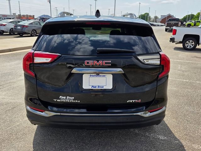 Used 2022 GMC Terrain AT4 w/ Infotainment Package II image 10