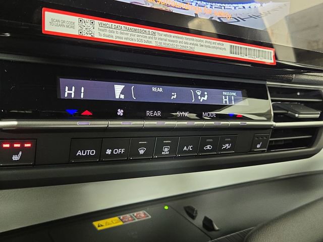 New 2025 Toyota Sienna XLE image 19