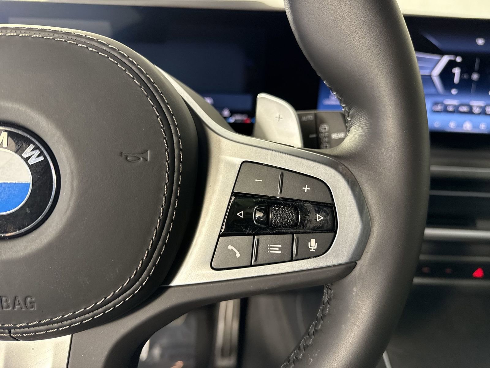 Used 2025 BMW X5 xDrive40i image 13