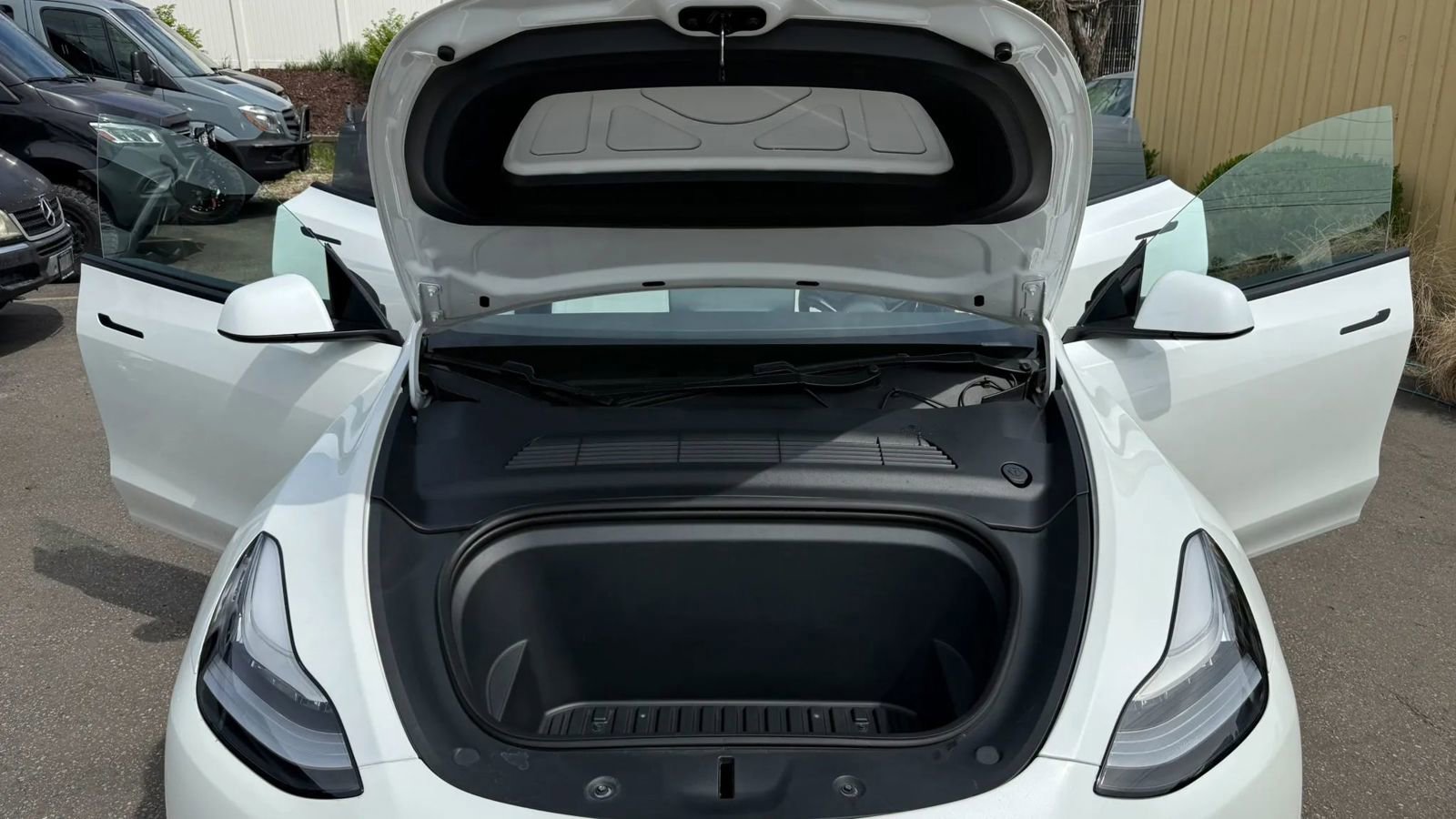 Used 2020 Tesla Model Y Performance AWD/4WD image 21