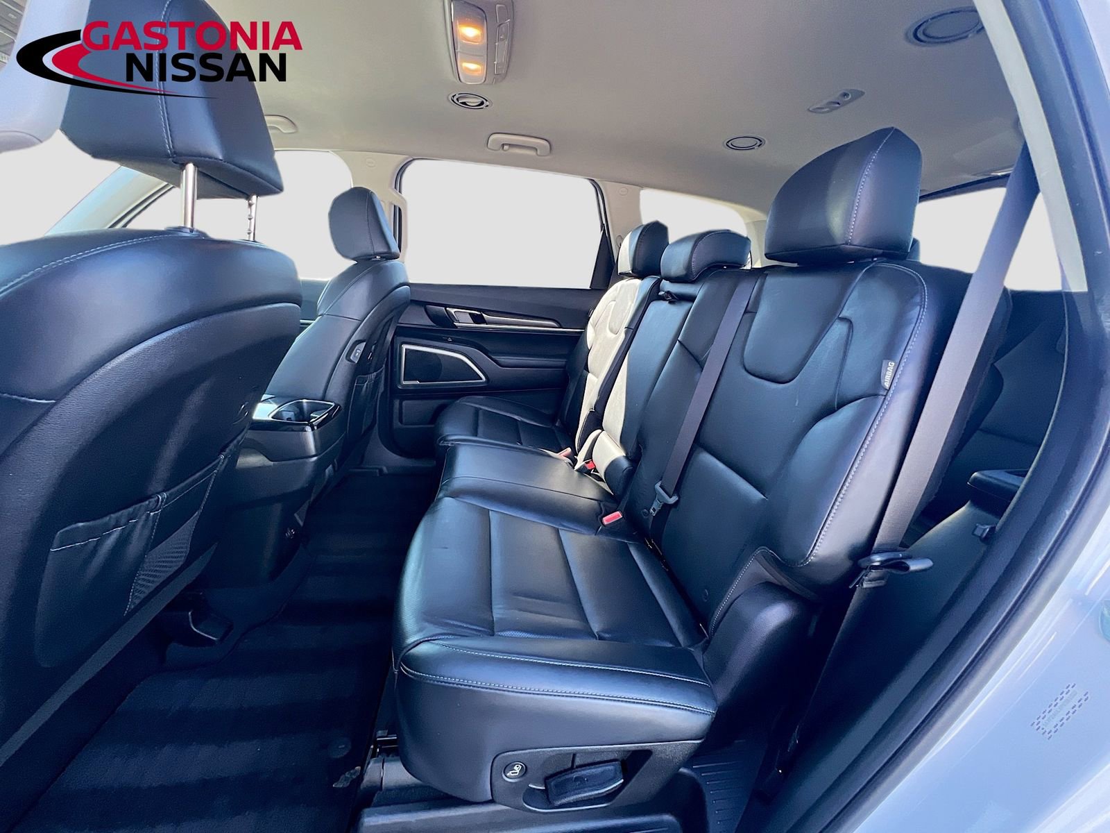 Used 2023 Kia Telluride LX image 32