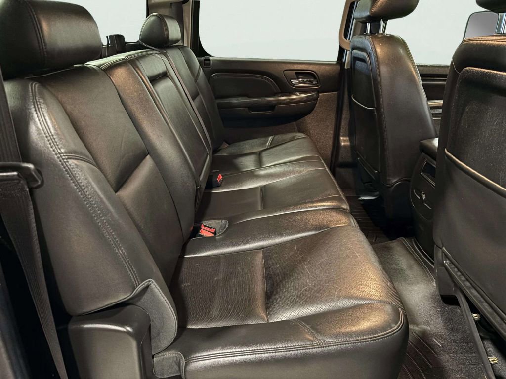 Used 2013 GMC Sierra 3500 Denali image 21