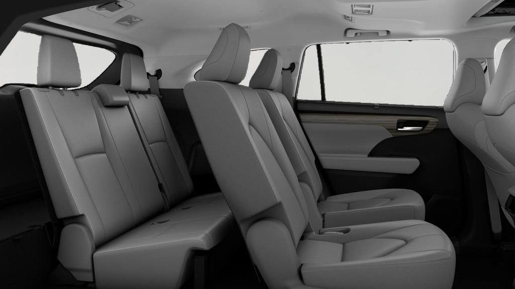 New 2026 Toyota Highlander Limited AWD/4WD image 7