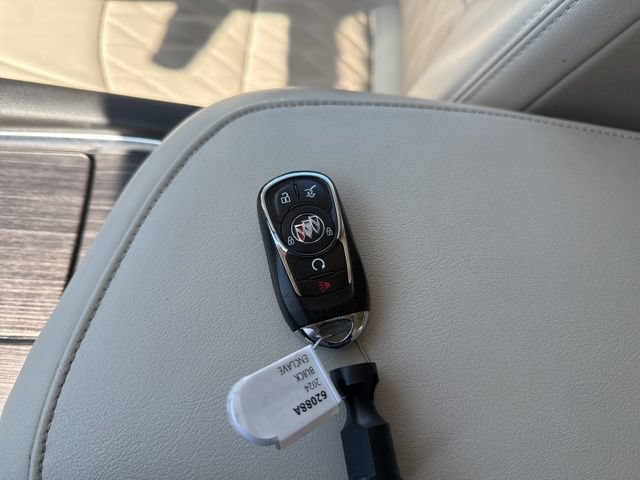 Used 2024 Buick Enclave Avenir w/ Avenir Technology Package AWD/4WD image 68