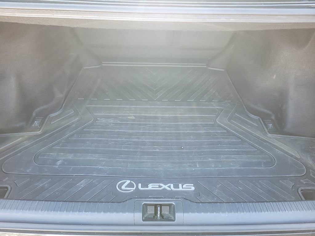 Used 2023 Lexus IS 350 F Sport w/ Navigation Package image 19