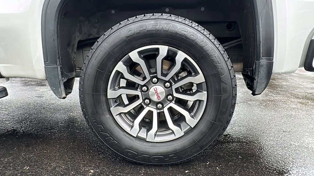 Used 2020 GMC Sierra 1500 AT4 w/ AT4 Premium Package image 13