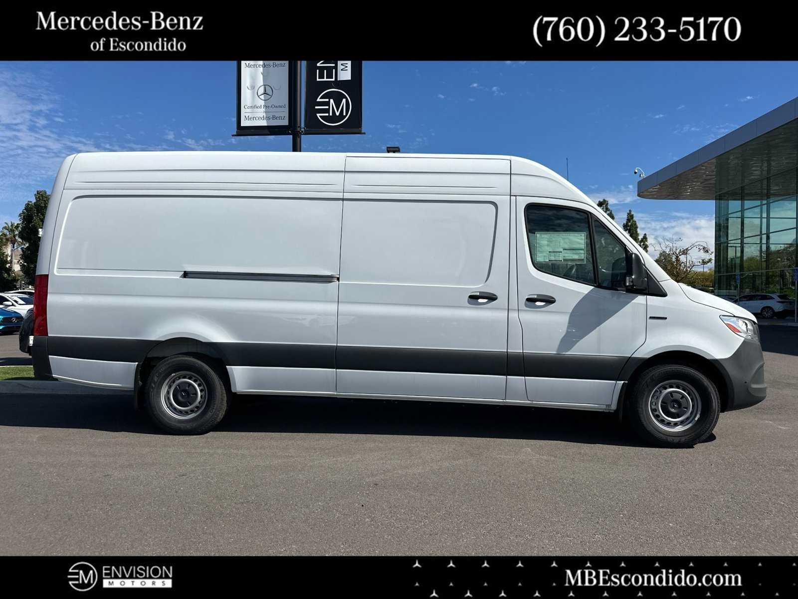 New 2025 Mercedes-Benz eSprinter 170 Cargo image 2