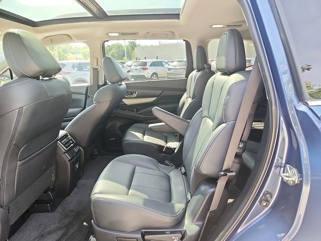 Used 2020 Subaru Ascent Limited w/ Technology Package AWD/4WD image 10