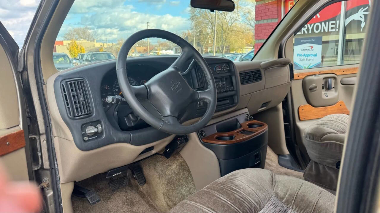 Used 1999 Chevrolet Express 1500 w/ Convenience Pkg image 24