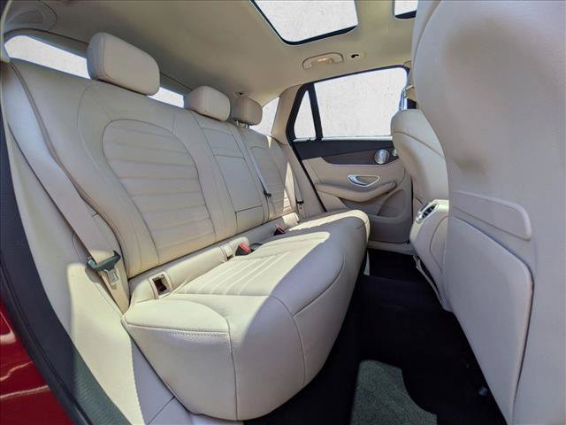 Used 2020 Mercedes-Benz GLC 300 4MATIC image 20