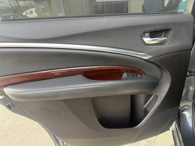 Used 2016 Acura MDX SH-AWD w/ Tech & Entertainment image 39