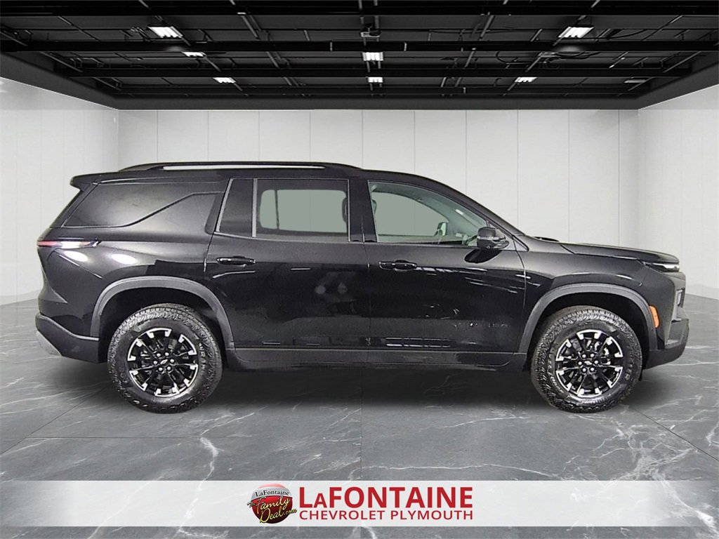 Used 2025 Chevrolet Traverse Z71 w/ Driver Confidence Package image 9