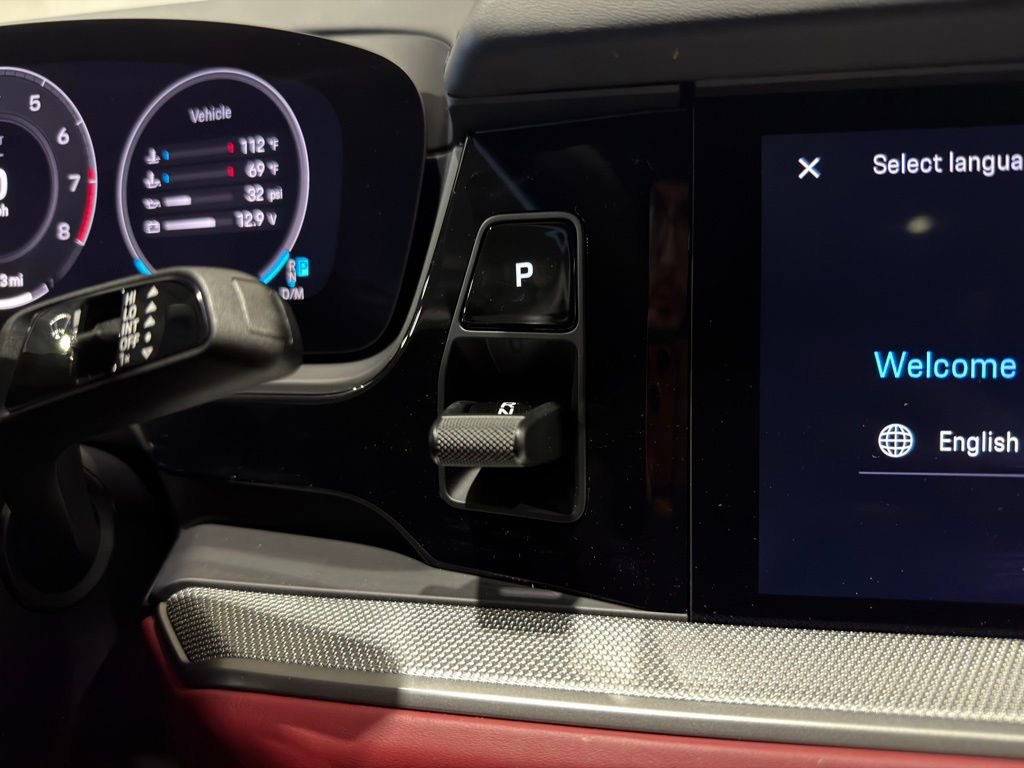 Used 2026 Porsche Cayenne S image 12