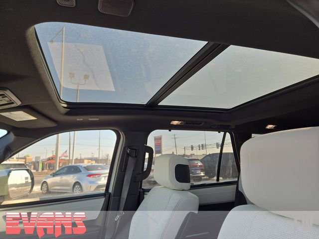 Certified 2025 Toyota Sequoia Capstone image 23